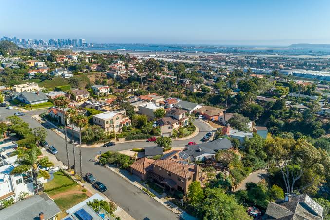 How Much Does It Cost to Sell a Home in San Diego County in 2026? | Justin Santolaya